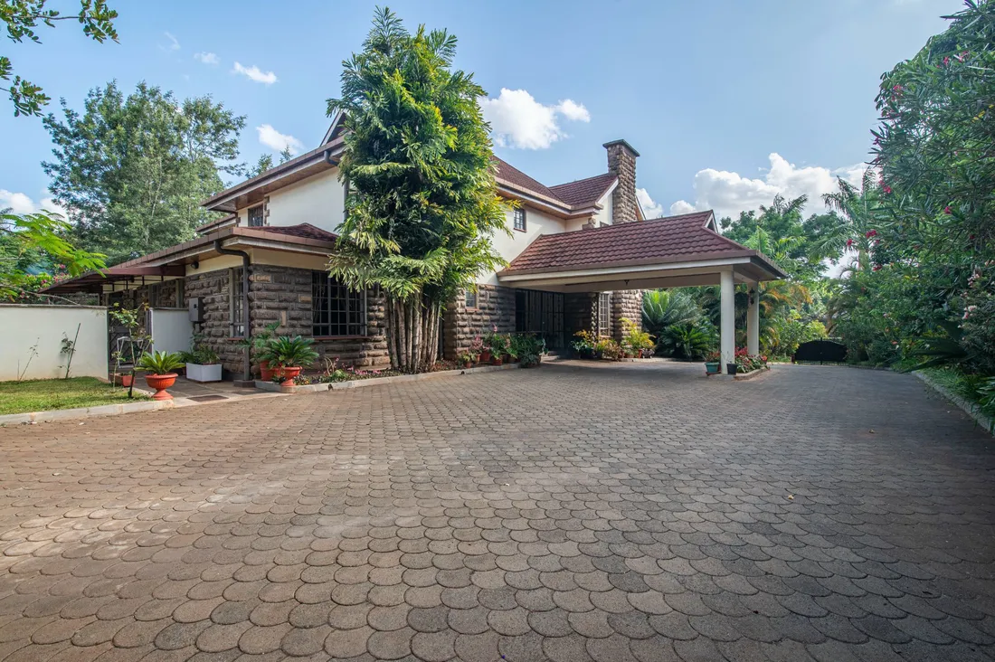 Magnificent 4 Bedroom Property In Nyari