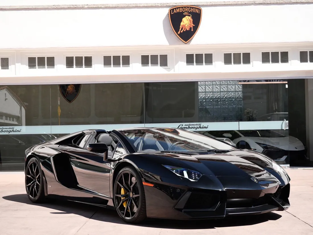 2014 Lamborghini Aventador LP700-4